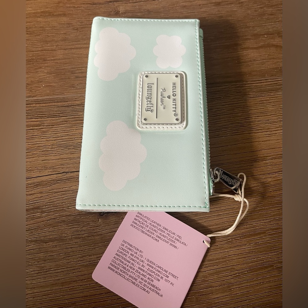 HELLO KITTY & PUSHEEN-NWT Faux Leather Wallet - Picture 5 of 13